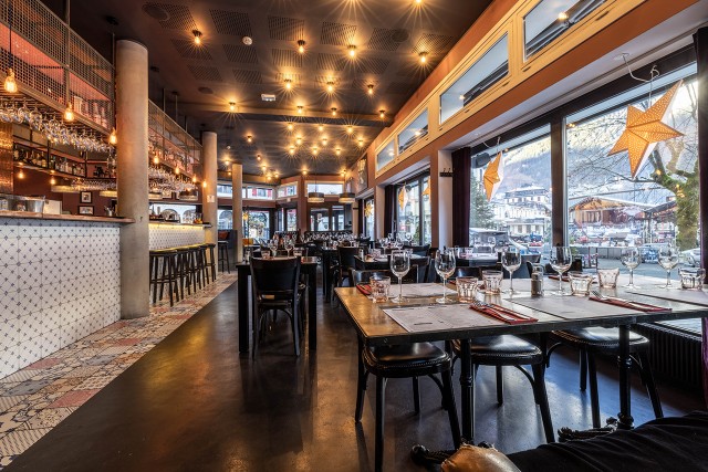 Bar & Bistro Pointe Isabelle Chamonix