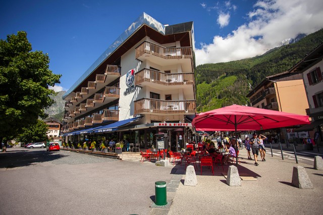 Hotel Bar Bistro Pointe Isabelle Chamonix